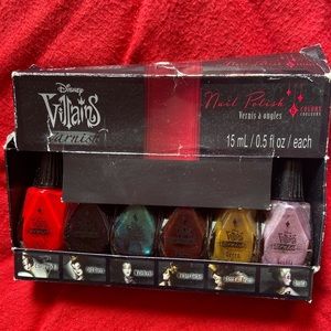 Disney Villains Varnish Nail Polish Set